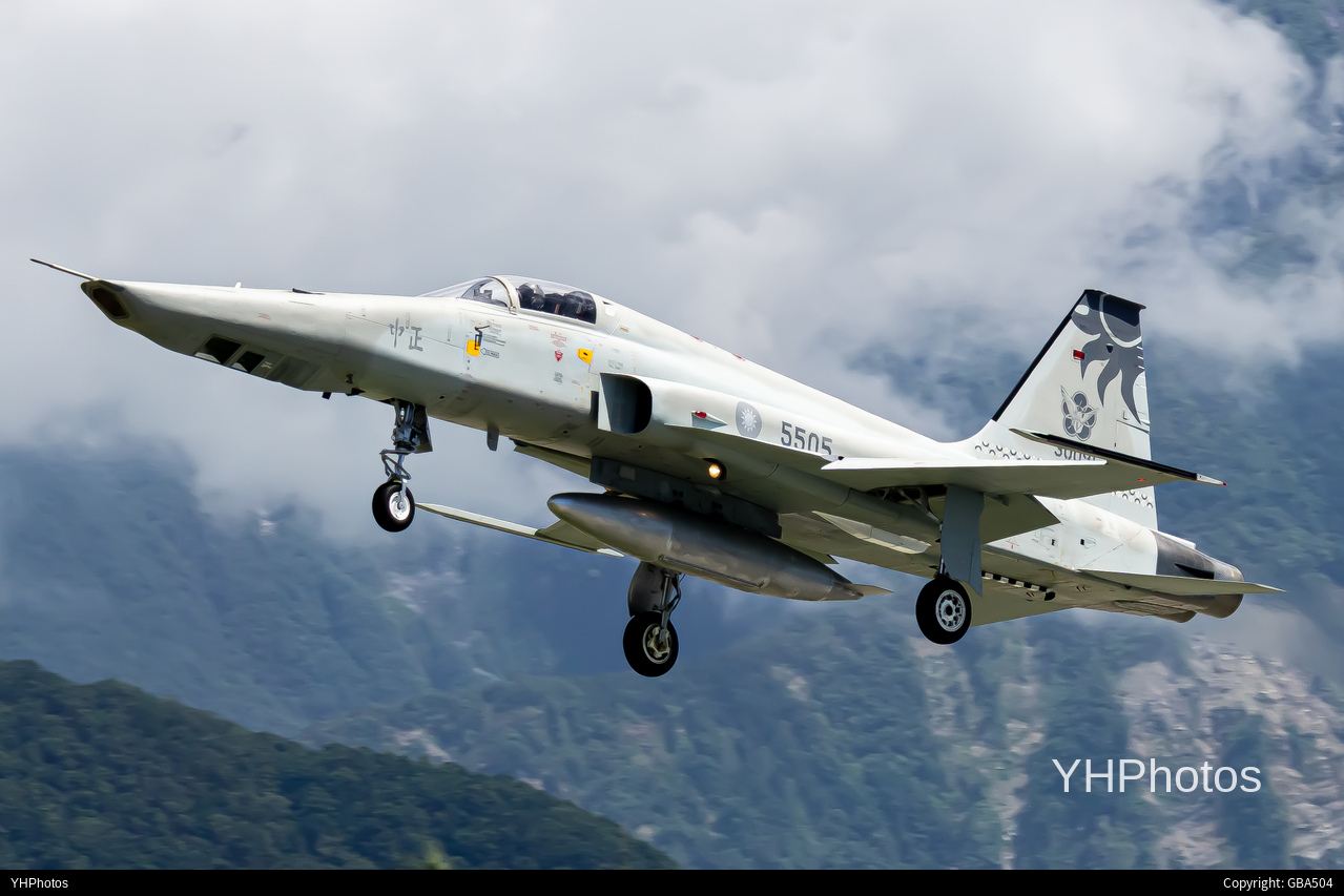 中国空军F5侦察机