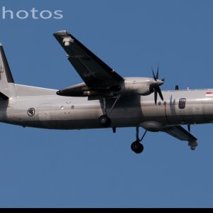 718新加坡空军fokker50
