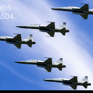 F5编队飞跃花莲机场